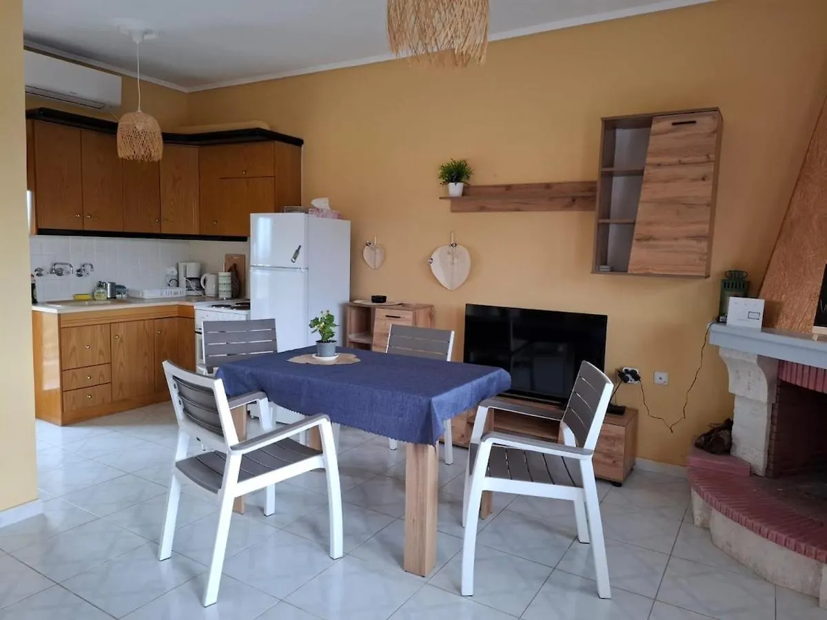 סוזופולי Flo Maisonette With Sea View בית נופש